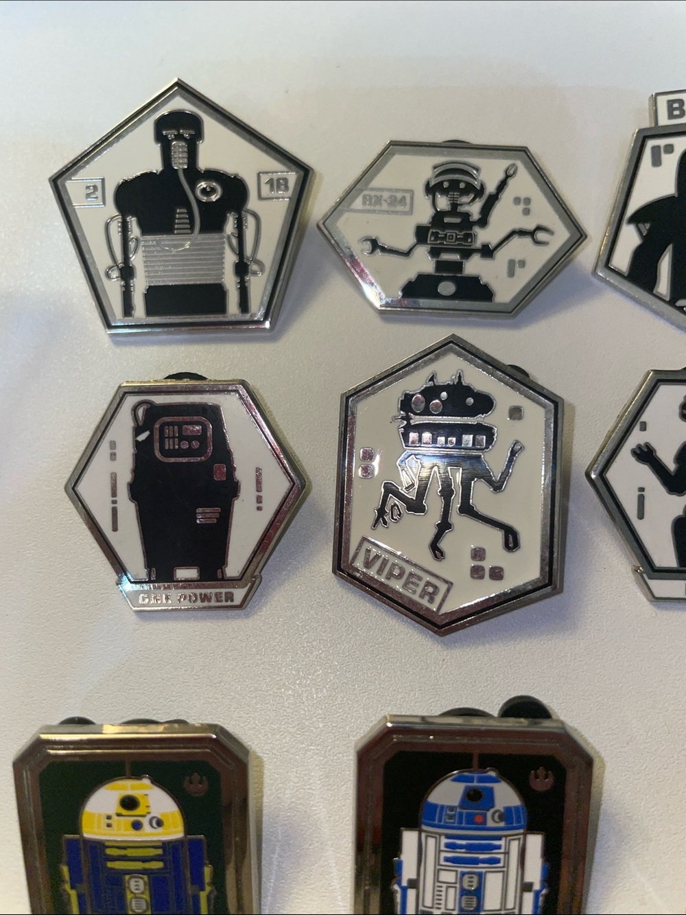 Disney pins - Picture 2 of 7